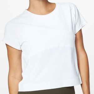 Lululemon t-shirt